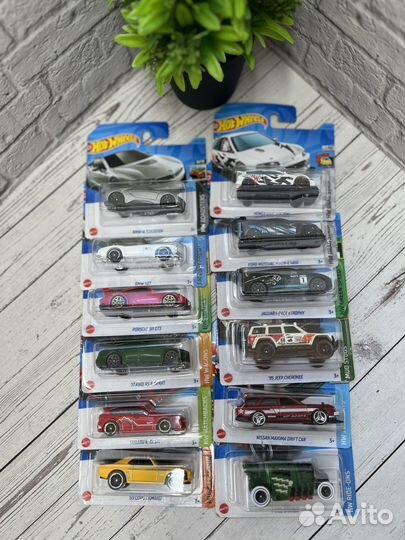 Hot wheels машинки новые