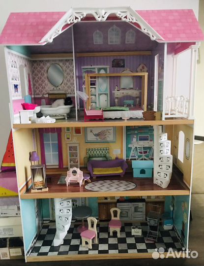 Домик кукольный