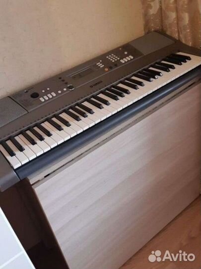 Синтезатор yamaha psr r300