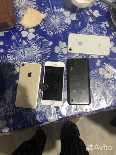 iPhone 8, 64 ГБ