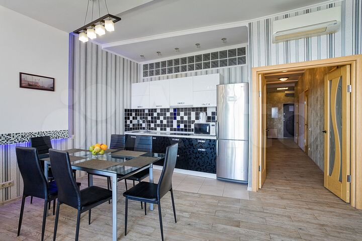 3-к. квартира, 96 м², 3/12 эт.