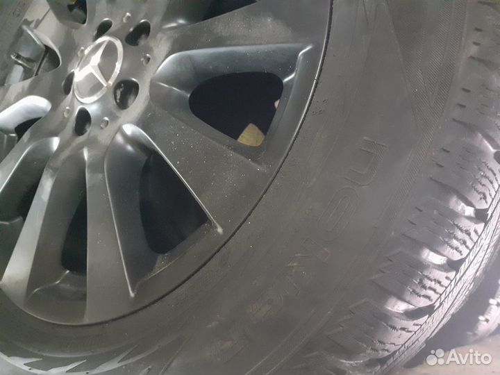 Колеса на Мерседес 255/55/ r18 Nokian зима
