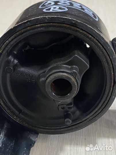 Правая опора двигателя mitsubishi lancer 10 5838