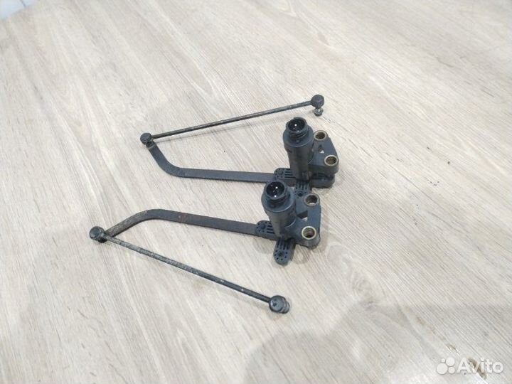 Кран уровня пола Mercedes-Benz Actros MP3 - MP2