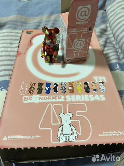 Медведи bearbrick series 45 blindbox 100% 7 см