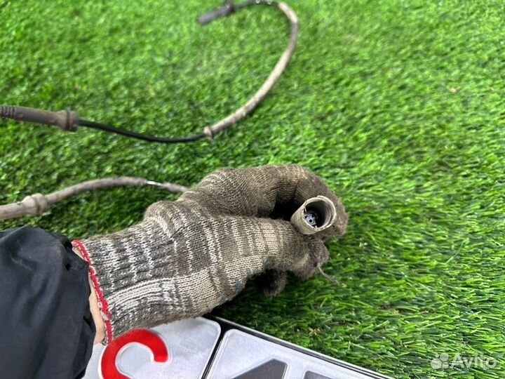 Датчик ABS задний Bmw 7 E66 N62B44 2002