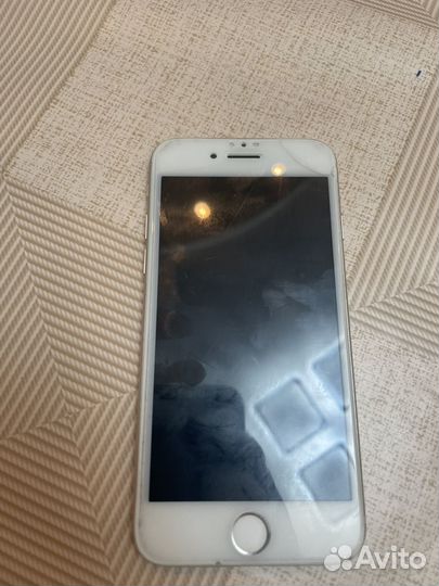 iPhone 8, 64 ГБ