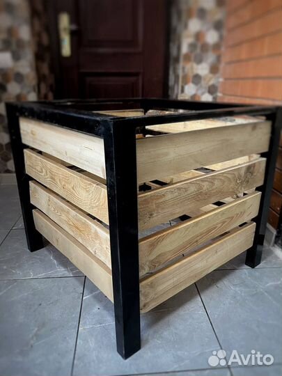 Мусорный контейнер/бак