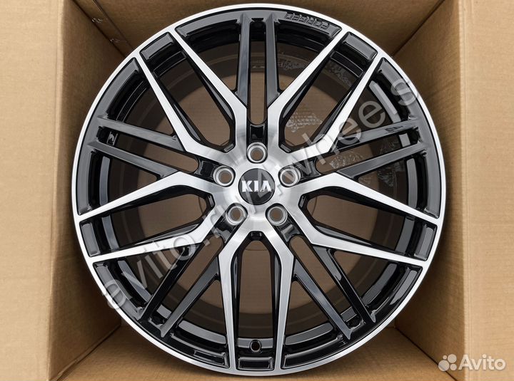 Кованые диски Kia Sorento R19 наличие