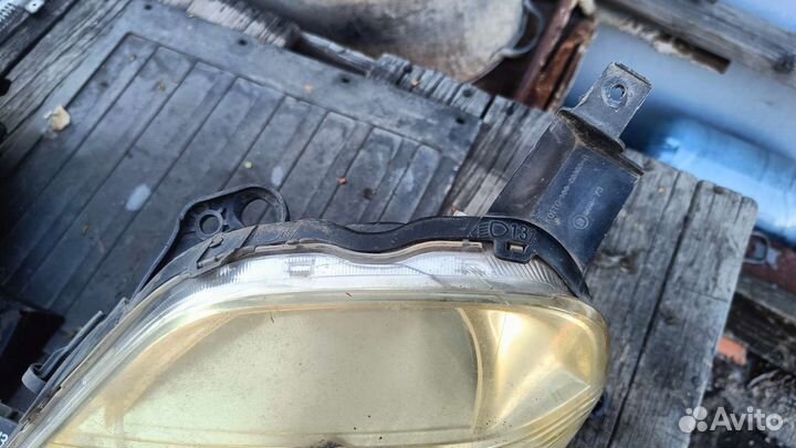 Фара на Honda stream