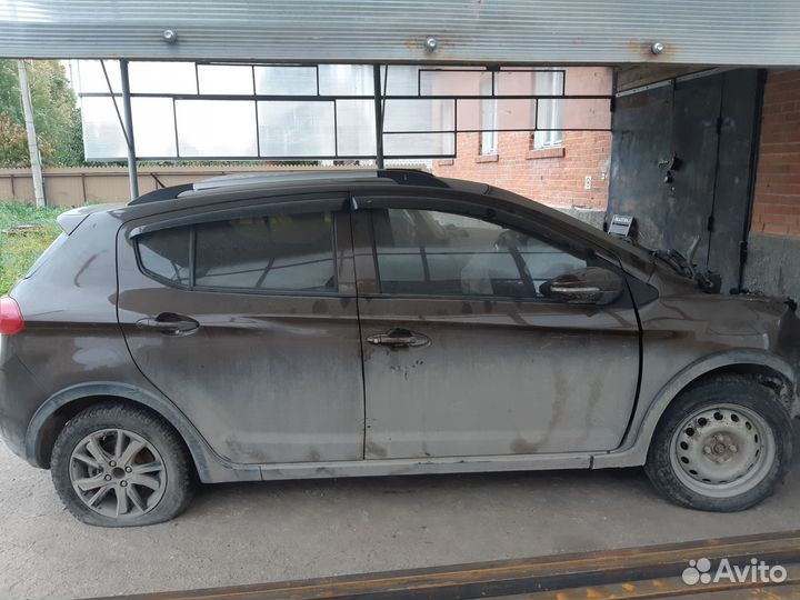 LIFAN X50 1.5 МТ, 2017, битый, 50 000 км