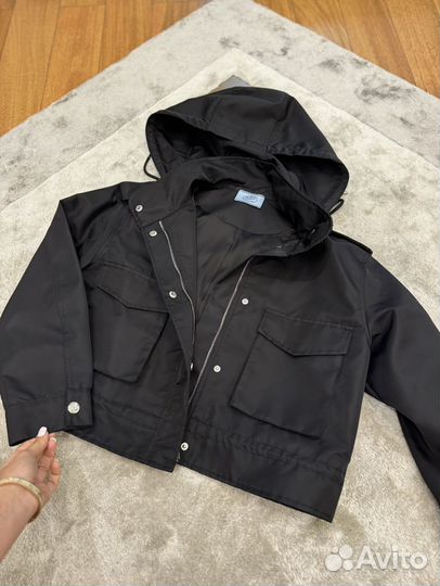 Ветровка prada