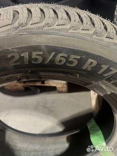 Michelin Alpin 5 215/65 R17 99H