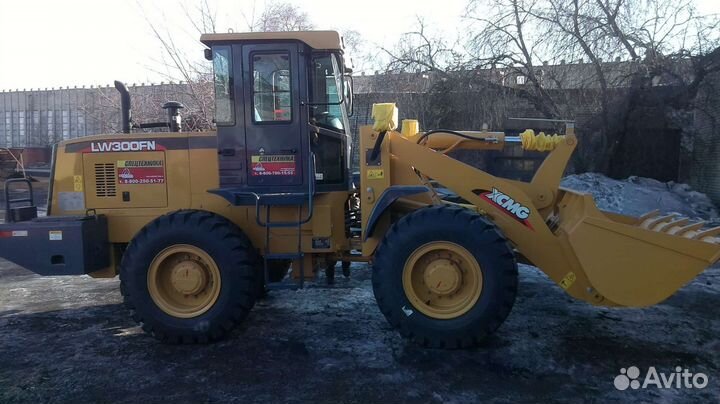 Машинист фронтального погрузчика