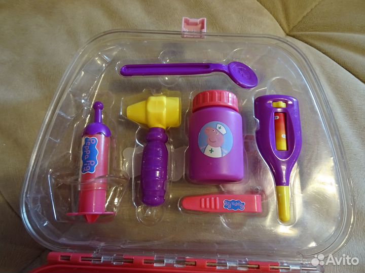 Игровой набор доктора Свинка Пеппа (из Англии)