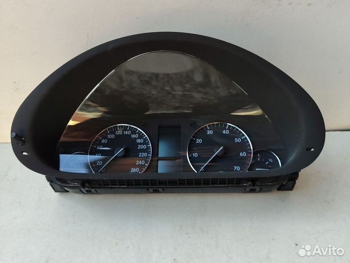 Щиток приборов mercedes w203