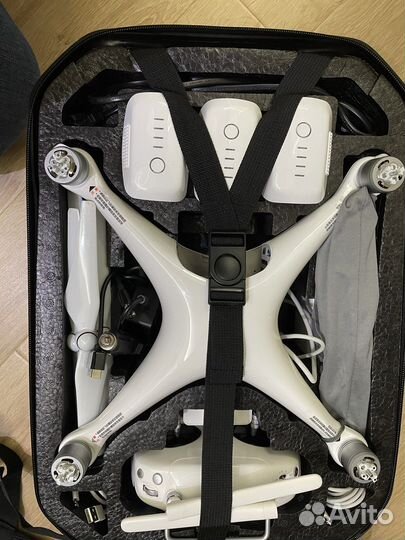 Квадрокоптер dji phantom 4