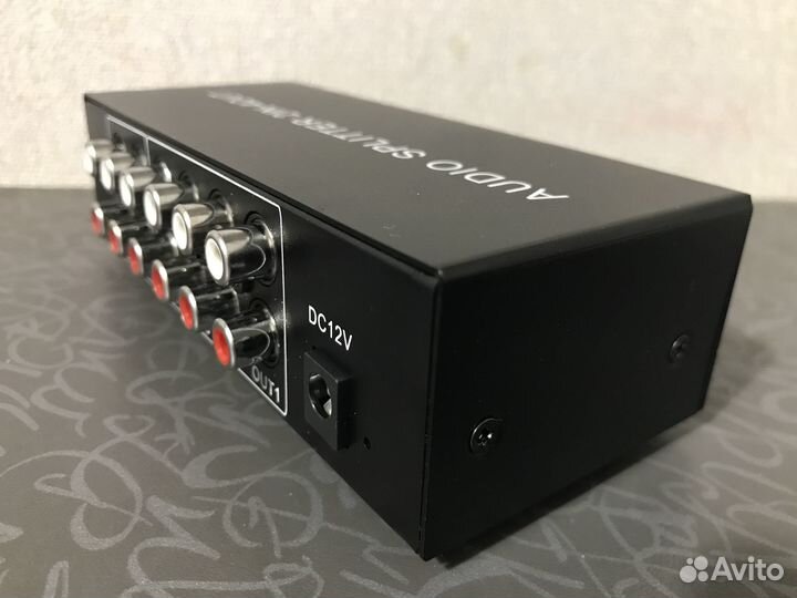 Звуковой аудио разветвитель 2х4 RCA splitter новый