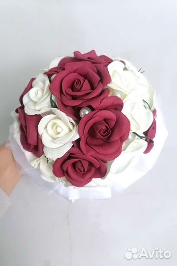 Букеты невесты и аксессуары для свадеб