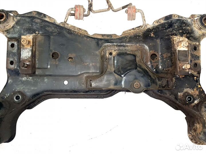 Подрамник передний Mazda 3 BK 1.6