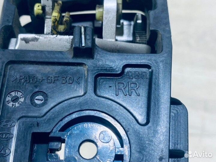 Ручка двери задняя правая Kia Rio 3 седан G4FC 1.6