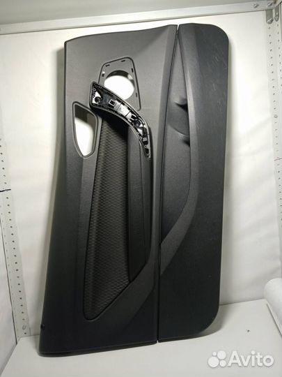 Обшивка двери левой BMW 2 F22/F23 (2013 - 2017)