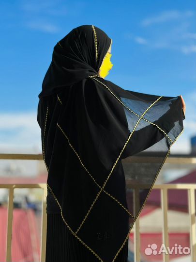 Шарфы и палантины