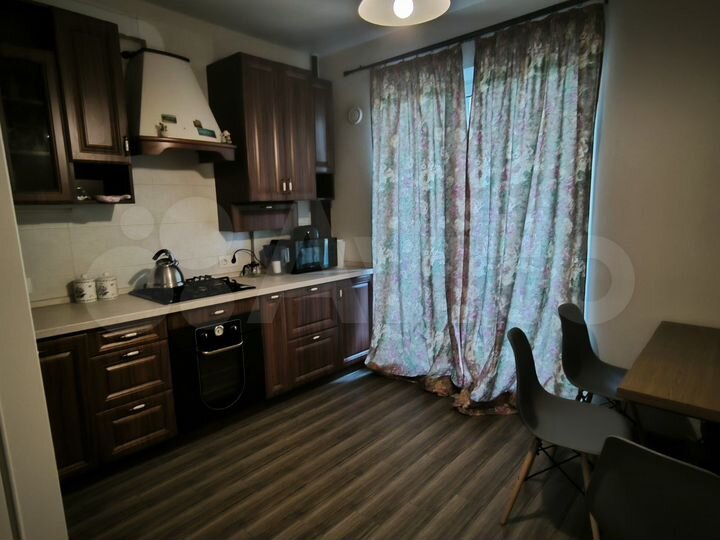 1-к. квартира, 37 м², 1/7 эт.