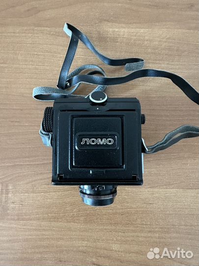 Плёночный фотоаппарат Lubitel 166 Universal