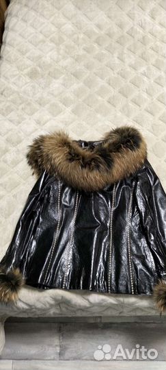 Куртка кожаная женская 48 размер
