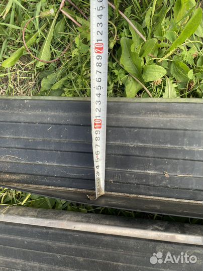 Подножки пороги универсальные