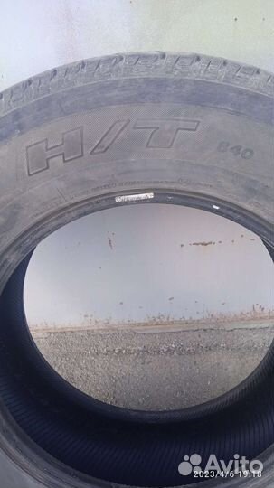Bridgestone Dueler H/T D840 265/65 R17