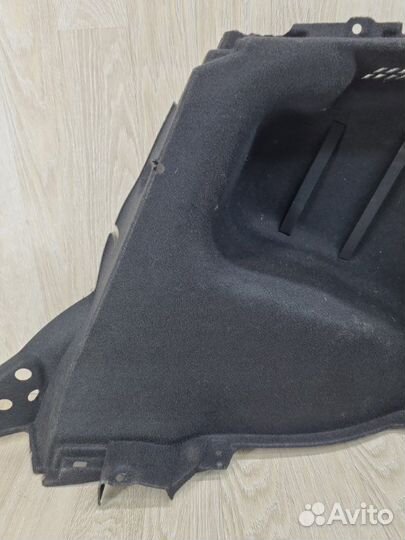 Обшивка багажника правая Kia Ceed ED