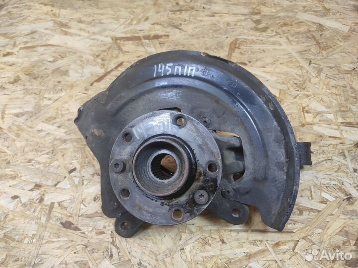 Поворотный кулак передний правый Mercedes Citan