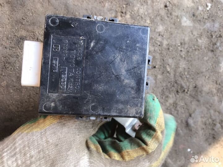 Блок управления зеркалами Королла AE100 Corolla