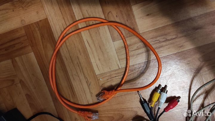 Зарядные устройства, кабели