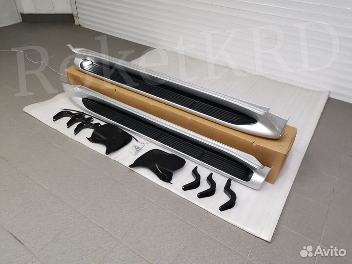 Подножки Toyota Land Cruiser 200 J2149