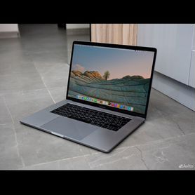 MacBook Pro 15 2017 Touch Bar i7/16/512gb