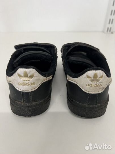 Кроссовки Adidas