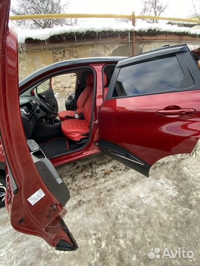 Автомобильные чехлы из экокожи