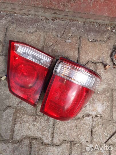 Фонарь задний Тойота Ленд Крузер 200