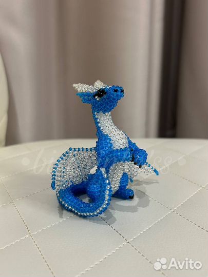 Дракона из бисера