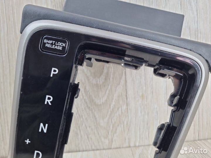 Накладка консоли Hyundai Solaris 2