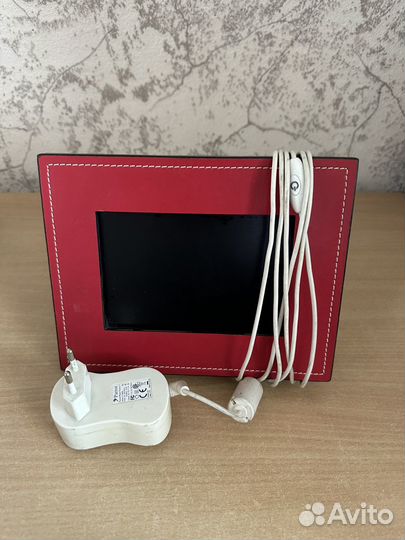 Цифровая фоторамка Parrot Photo Viewer 7