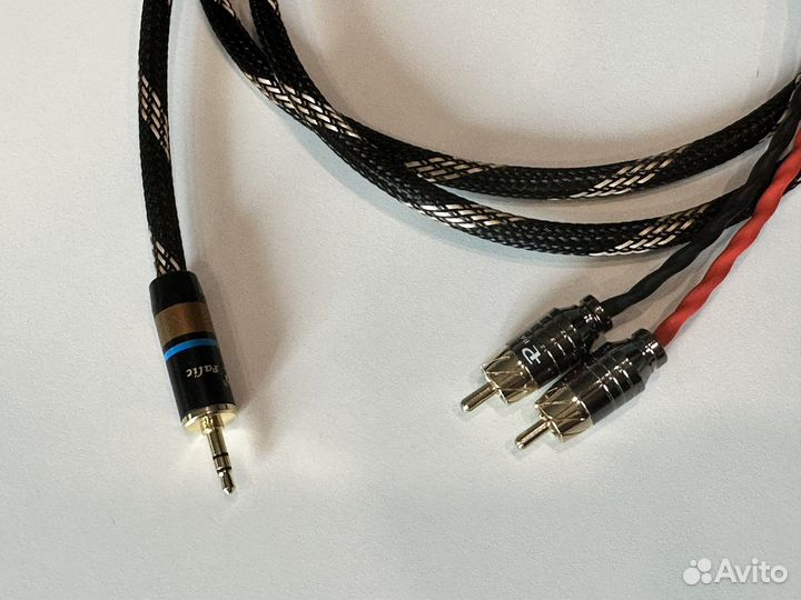 Кабель Jack 3,5 мм -2RCA Canare 1.5 метра