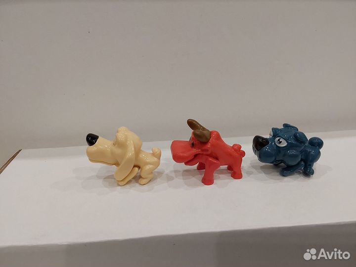 Киндер Бык Собака пасть открывается