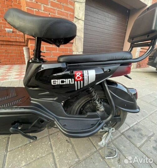 Самокат взрослый электрический