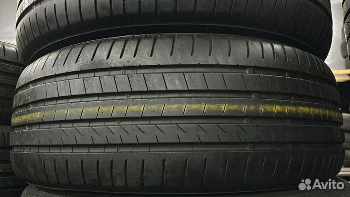 Bridgestone Alenza 001 235/55 R20 100W