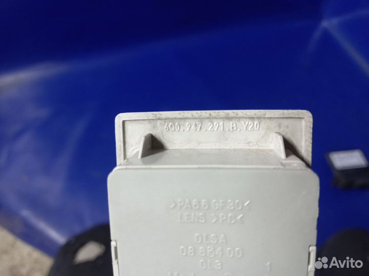 Плафон салонный Volkswagen Jetta VI (2010—2015)