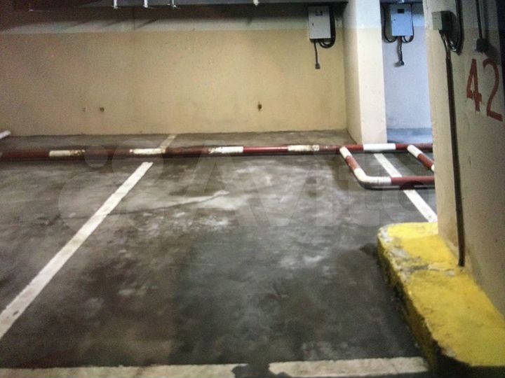Машиноместо, 15 м²